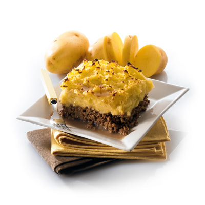Recette typique de nos campagnes, ce hachis parmentier associe le goût aromatisé de la viande et le fondant de la purée de pommes de terre. Un pur moment de gourmandise.